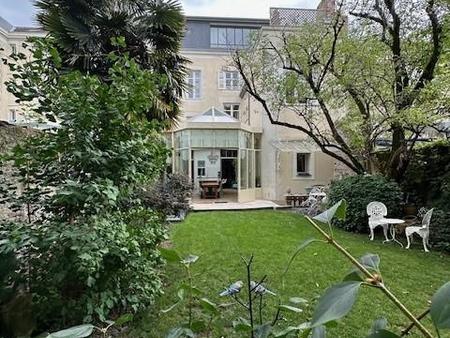 vente maison à angers centre (49000) : à vendre / 376m² angers centre