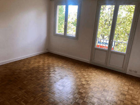 location appartement 3 pièces à rouen st sever (76000) : à louer 3 pièces / 62m² rouen st 