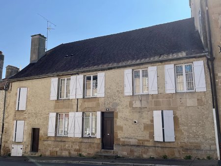 immeuble de trois appartements