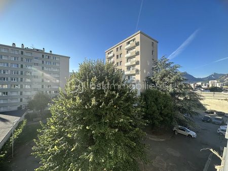 vente appartement 4 pièces 64 m²