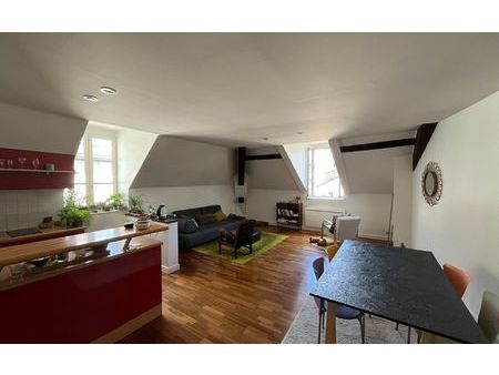 location appartement  80.23 m² t-3 à chambéry  805 €