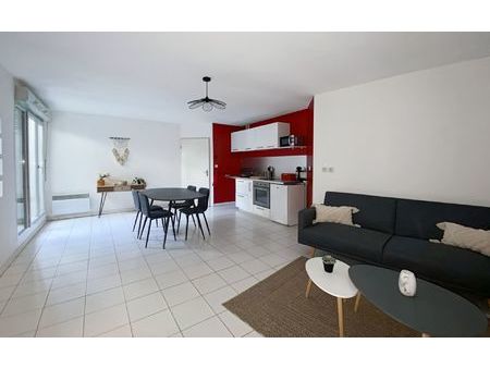 location appartement  48.56 m² t-2 à lyon 8  894 €