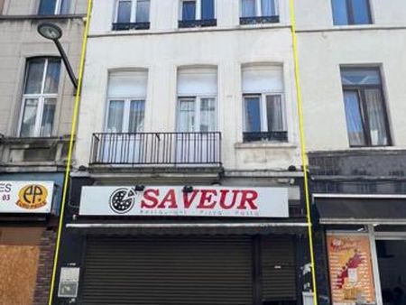 maison de rapport et de commerce à vendre