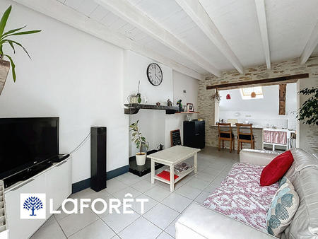 vente maison à nort-sur-erdre (44390) : à vendre / 55m² nort-sur-erdre