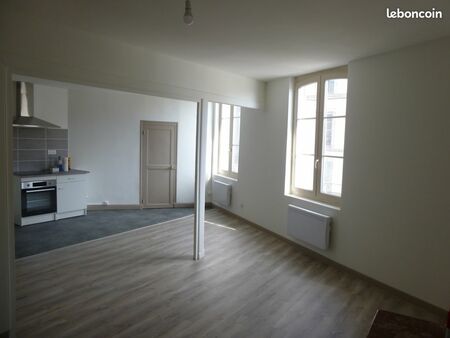 loue t3 90m2 boulevard saint louis - le puy