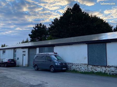 hangar de stockage