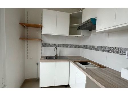 location appartement  m² t-2 à drancy  800 €