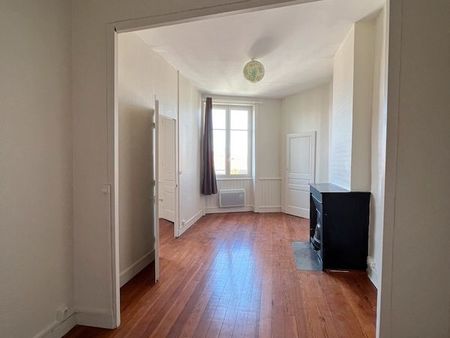 appartement t2 de 42 m2 sur le plateau de la croix-rousse