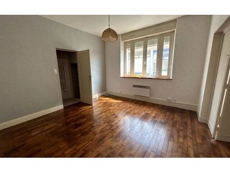 location appartement  m² t-1 à chaumont  390 €