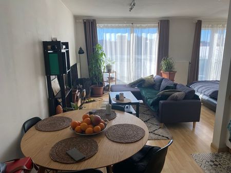 uccle studio très clair avec terrasse dans clos