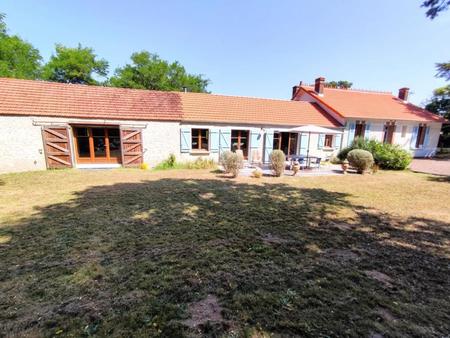 maison avec 4 chambres près de la plage