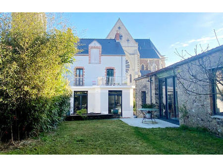 vente maison 7 pièces 164 m² saint-philbert-de-grand-lieu (44310)