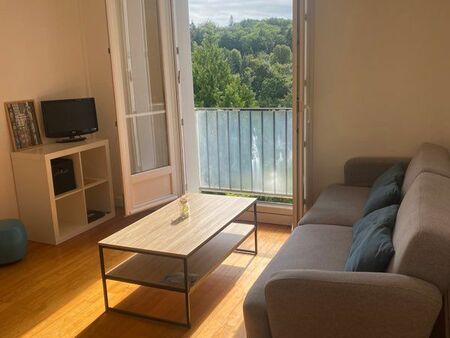 appartement 60 m2 bail de 3 mois