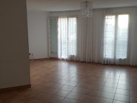 belle appartement f3 71m2 plus garage