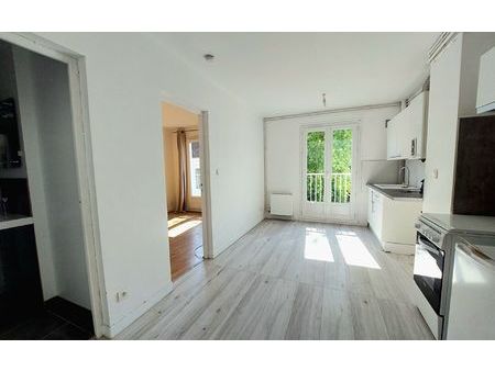 location appartement  27.86 m² t-2 à beauvais  470 €