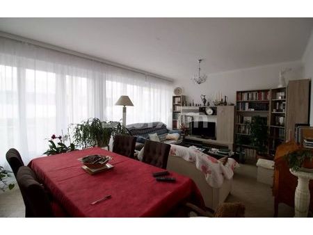 vente appartement 3 pièces 79 m² lons-le-saunier (39000)