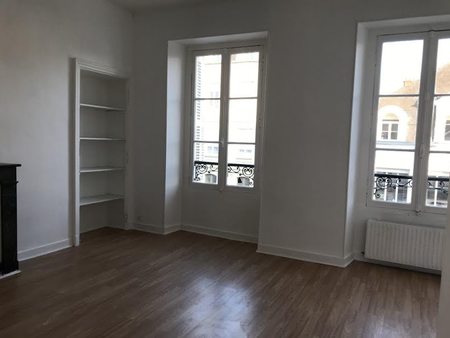 location appartement 3 pièces 61 m²