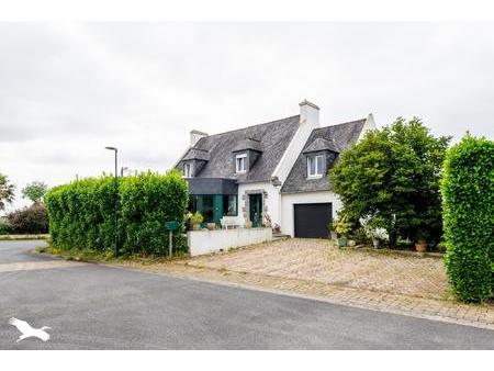 vente maison à landivisiau (29400) : à vendre / 187m² landivisiau