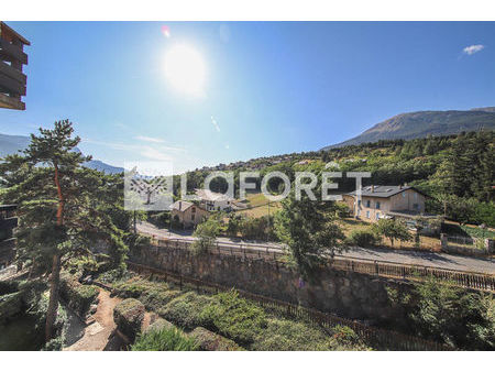 **apparyement type 2 + garage + cave + place de parking - embrun - 2 pièces