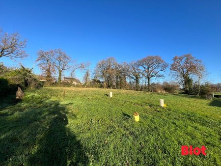 blot liffre - terrain a vendre-plein centre gahard-viabilise