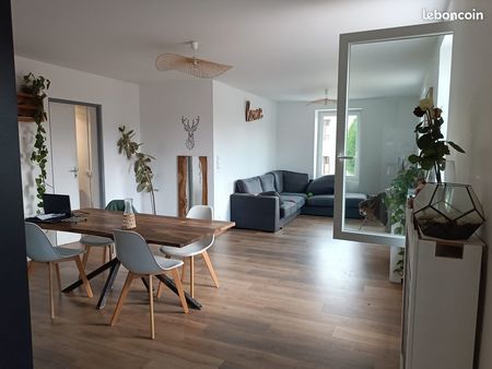 location meublée d’un appartement de 4 pièces (117m2) à albens