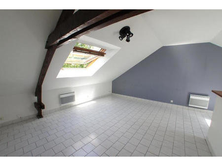 location appartement 2 pièces à angers (49000) : à louer 2 pièces / 31m² angers