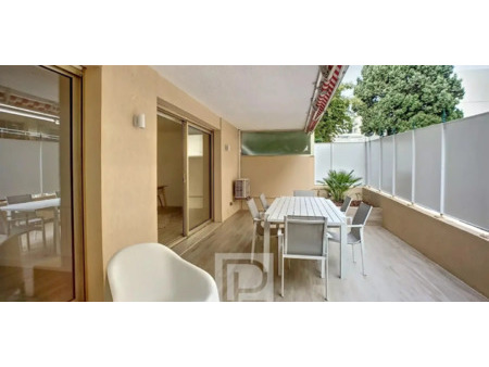 appartement avec terrasse cannes (06)