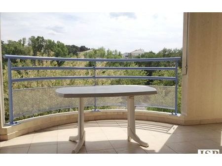 location appartement 3 pièces 70 m² aix-en-provence (13090)