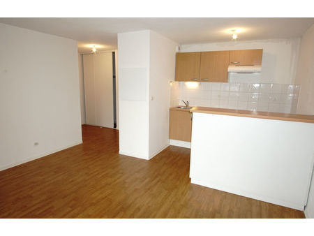 vente appartement 3 pièces 52 m² auch (32000)