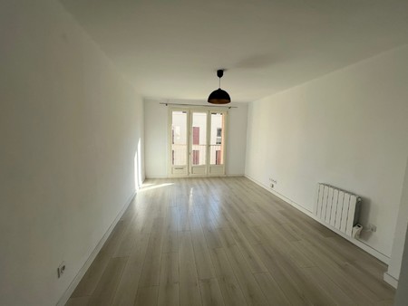 appartement 3 pièces - 54m² - marseille - 5ème