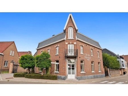 commercieel te koop in bilzen met 4 slaapkamers