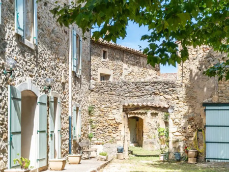 maison avec piscine et jardin uzès (30)