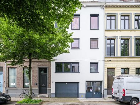 appartement te koop in gent met 1 slaapkamer