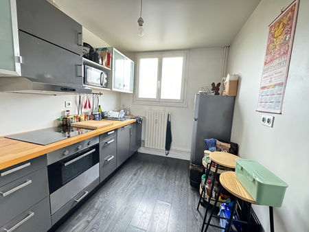 location t3 - 53 m² - 2 chambres - métro anatole france - location immobilier rennes