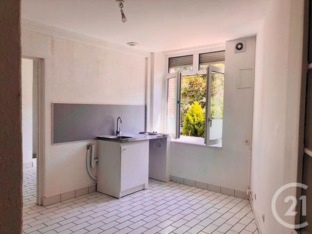 appartement f2 à louer - 2 pièces - 25 39 m2 - ivry la bataille - 27 - haute-normandie