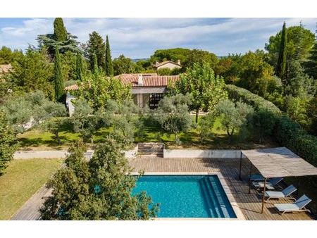 vente maison 7 pièces 200 m² aix-en-provence (13090)