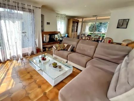 vente maison 7 pièces 206 m²