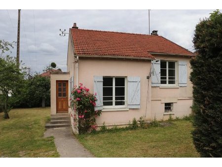 pavillon traditionnel  indépendant  centre ville la ferte gaucher.