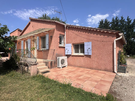 maison de plain pied située à barjac avec plus de 7 000 m² de terrain