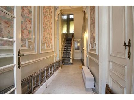 schaerbeek: appartement chambre+bureau en bon état