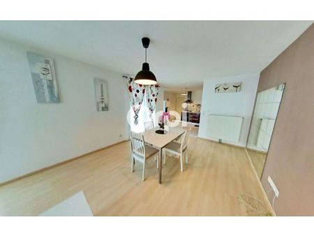 appartement lille 69.66 m² t-3 à vendre  181 500 €