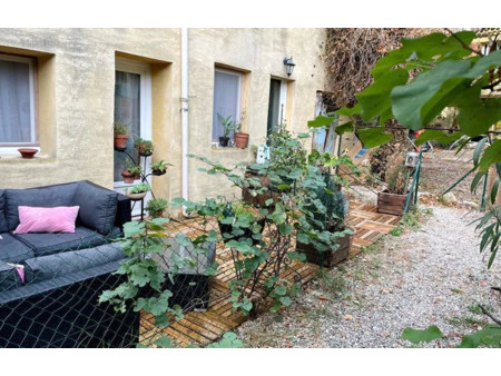 location appartement 2 pièces 26 m² aix-en-provence (13090)