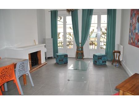 location appartement  m² t-2 à royan  740 €