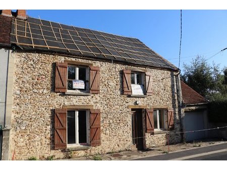 maison de village 4 chambres avec garage et cour arrière