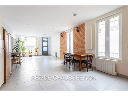 ancien atelier avec appartement en duplex