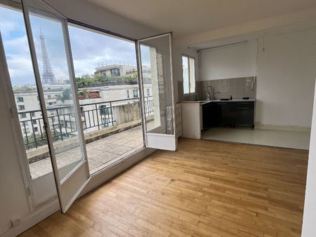 grand studio 41.66m2 au pied de la tour eiffel