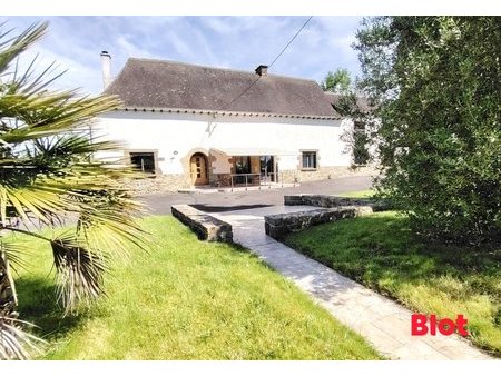 vente blot immobilier a tinteniac - longere 9 pieces - 200 m² avec 5000 m² de terrain - de