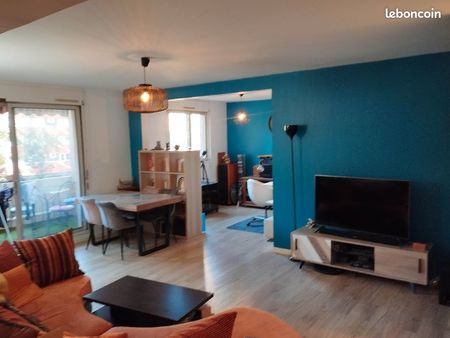 appartement t4/t3 bis raisins