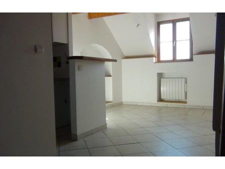 location appartement 2 pièces 33 m² mantes-la-jolie (78200)