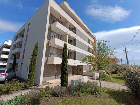 clermont-fd  proximité campus universitaire - appartement 40